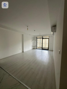 Modern apartment in Empire Pearl Towers Image 4