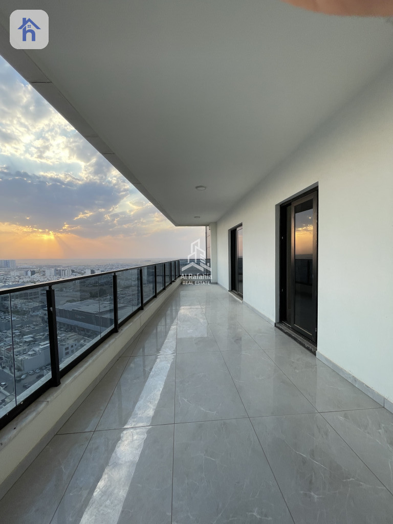 Spacious 3 Bedroom Apartment