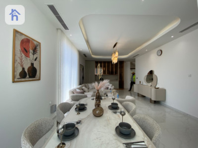 Modern Home with 4 Bedrooms image 5