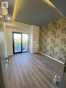 Elegant 1-bedroom in prime location Image 3