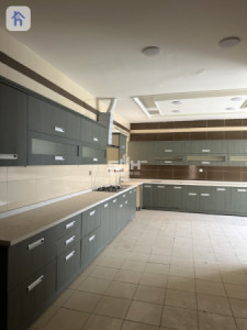 Modern House with 6 Bedrooms image 9