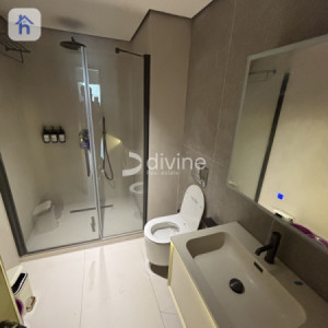 Luxurious 4-Bedroom Apartment, Erbil image 9