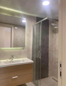 Modern 2-Bedroom Apartment Image 4