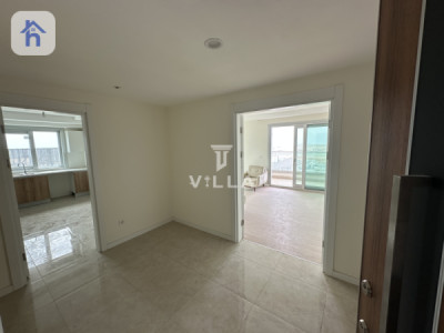 Modern Apartment image 2
