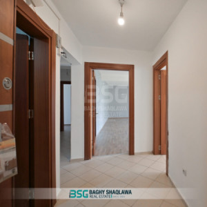 Spacious Apartment in Empire Royal image 7