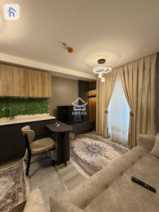 Chic Apartment with 1 Bedroom image 2