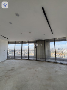 Spacious Office in Prime Location Resim 4