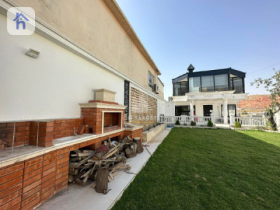 خانووی سێ نهۆمی بە ٣ ژووری نوستن وێنە 3