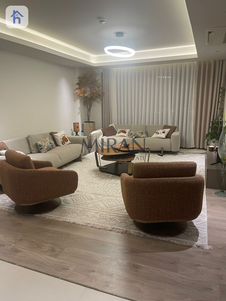 شوقەیەکی لوکس لە تاوەری کاڤالی