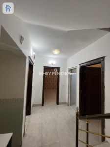 4-Bedroom House Image 4