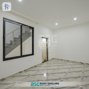 House for sale in Bakhtyari image 11