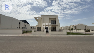 Spacious 4-Bedroom House in Erbil image 1