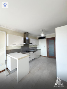 Apartment (240m²) Image 6