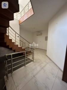 Spacious Commercial Property in Bakhtyari image 3