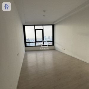 Modern Apartment Image 5