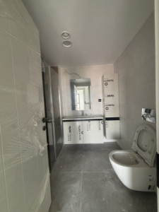 Spacious 3 Bedroom Apartment in Rami Towers image 9