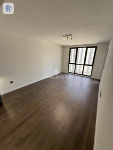 Modern 1 Bedroom Apartment in Boulevard image 2