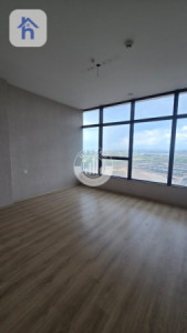 Bright and Airy Apartment image 5