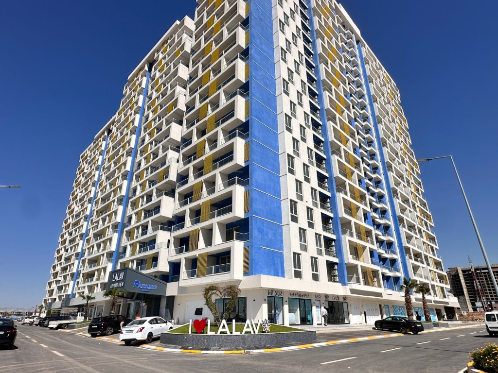 Modern 2-Bedroom Apartment