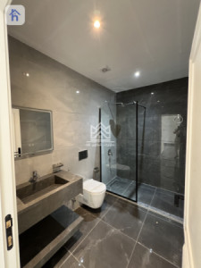 Beautiful 5-Bedroom Home in Erbil image 21