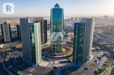 مكتب بمساحة 123 متر مربع مع مطبخ وصالة image 2