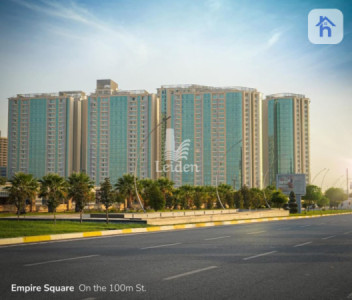 Spacious Apartment in Empire Square Image 3