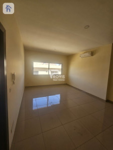Luxury House image 3