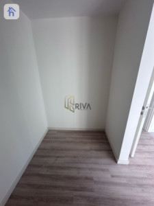 Spacious 2-Bedroom Apartment in Empire Square Image 5