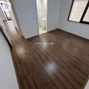 Modern 2 Bedroom Apartment with Stunning Views Image 5