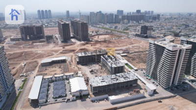 Spacious 4 Bedroom Apartment in Vana Towers image 1