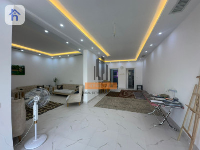 One Floor House image 2