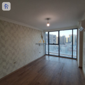 Spacious Apartment with Stunning Views image 6