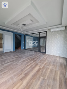 Spacious Office Space in English Village Image 4