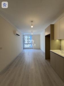 Elegant Apartment with 2 Bedrooms image 1