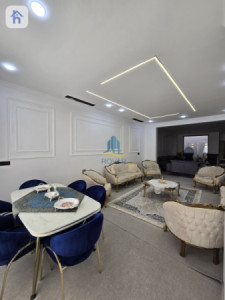 Modern Family Home with 4 Bedrooms Image 4