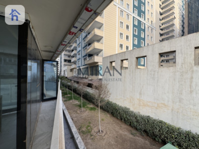 Spacious Apartment with 2 Bedrooms Resim 9