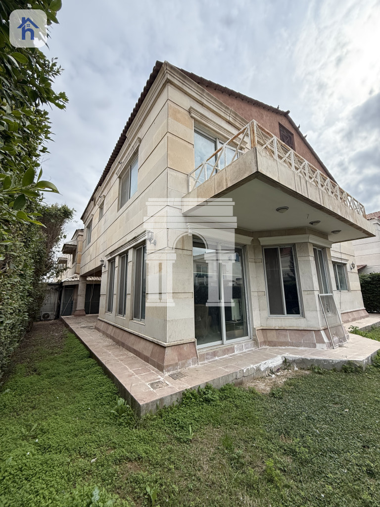 Charming Residence in English Village Image 2