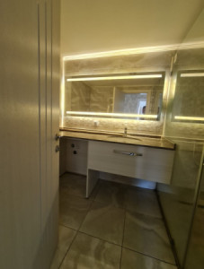 Modern 2BR Apartment with Stunning Views image 9