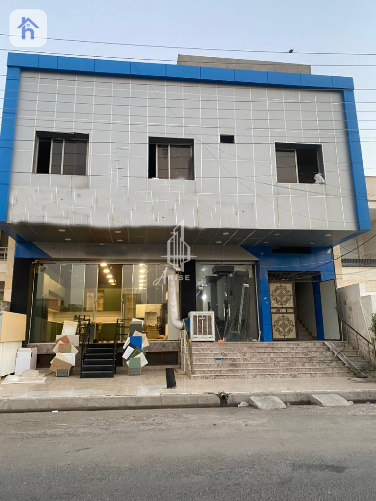 Spacious commercial building in Erbil