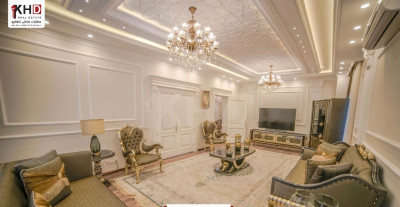 Luxurious House with Multiple Bedrooms Image 13