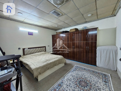 Spacious House with Multiple Rooms Image 12