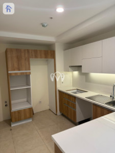 Studio Apartment image 8