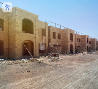 خانوویەکی مۆدێرن لە گوندی ئیسپانی 2 وێنە 4