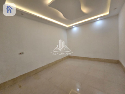 House Opposite Garden Image 8