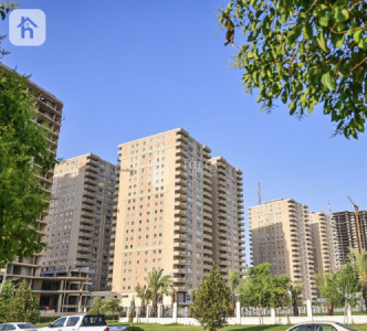 Elegant 3-Bed Apartment in Prime Location Resim 4
