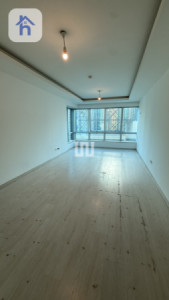 Cozy 1 Bedroom Apartment in Empire Wings image 2