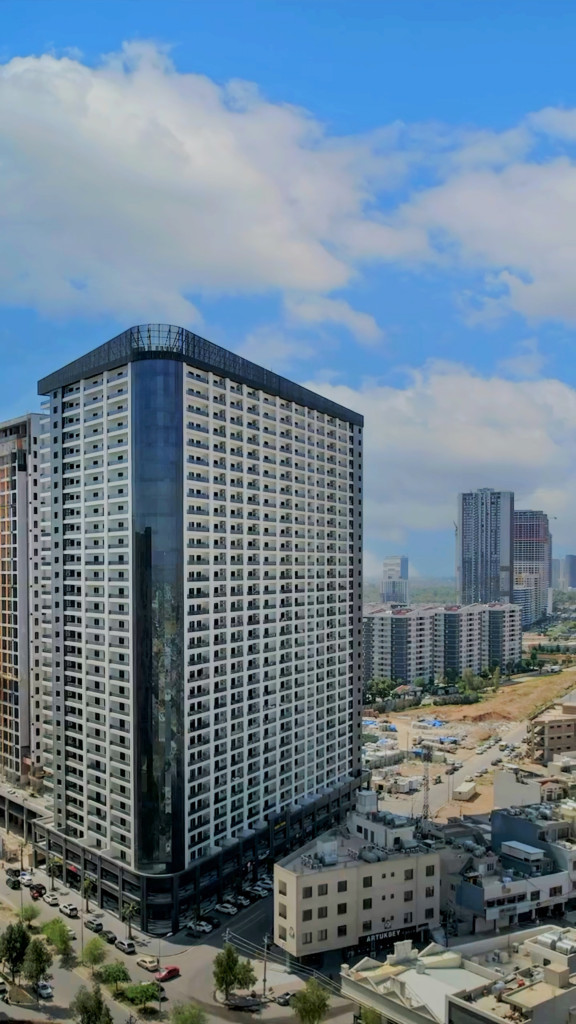 Elegant 1+1 Apartment in Queen Tower Resim 2
