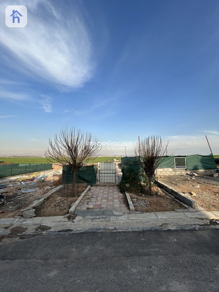 Two Floor House Resim 2