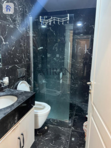 Modern Apartment in Star Towers Resim 6