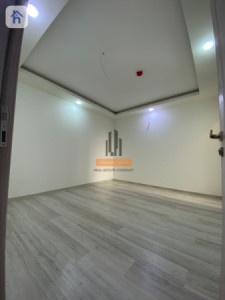 شوقەیەکی مۆدێرن لە کۆمەڵگای زانکۆ وێنە 3